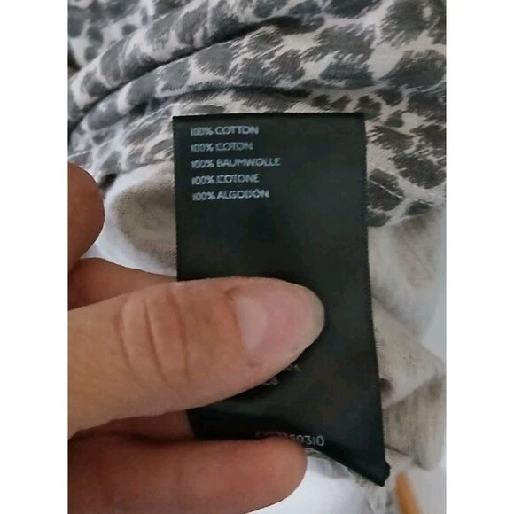 Pilcro Anthropologie The Jordyn Cotton Slub V Neck T Shirt Size Medium Brown - Picture 7 of 11